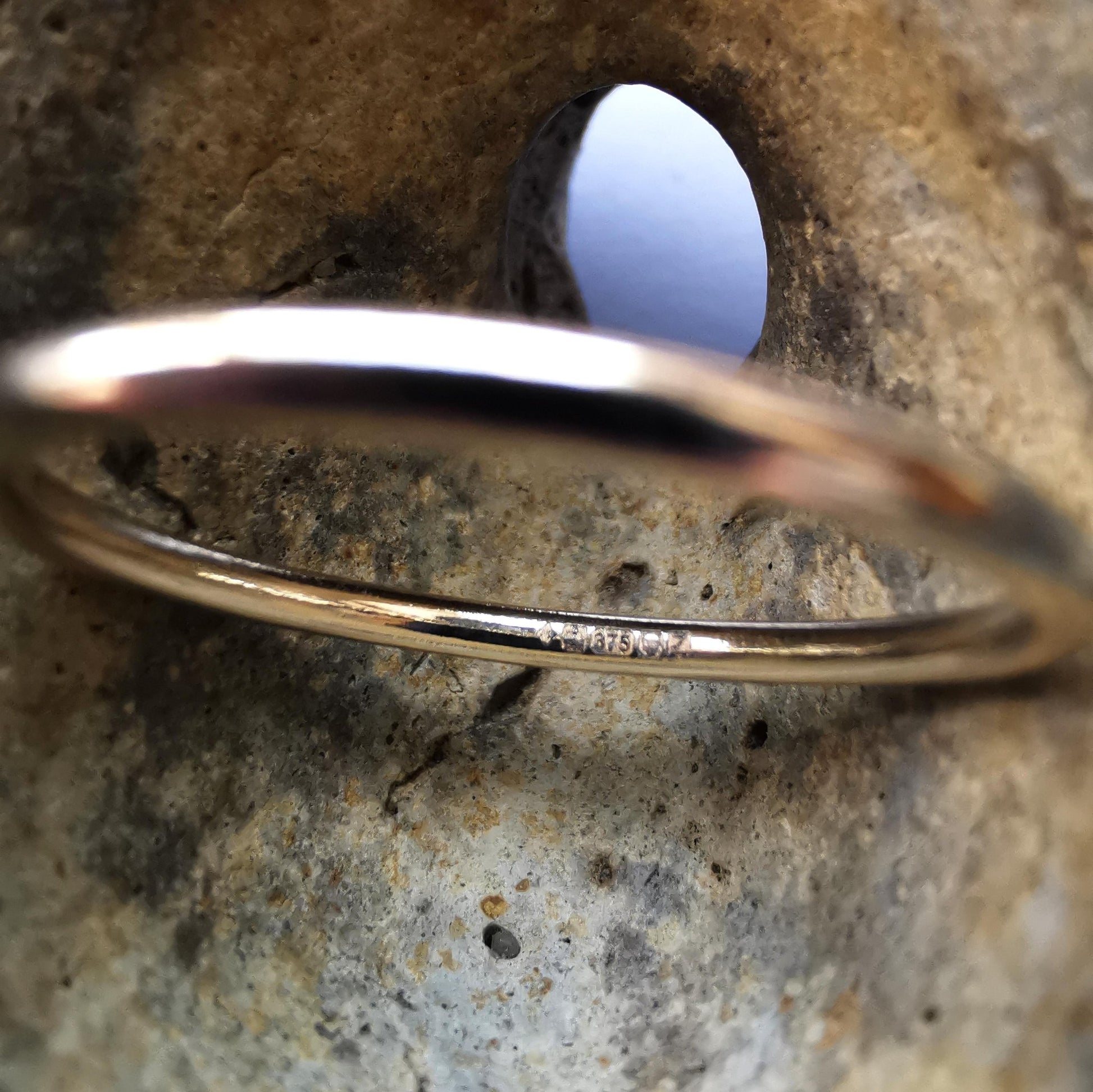 Simple 9ct Gold Stacker Ring - Size O 1/2 - Not Lost Jewellery