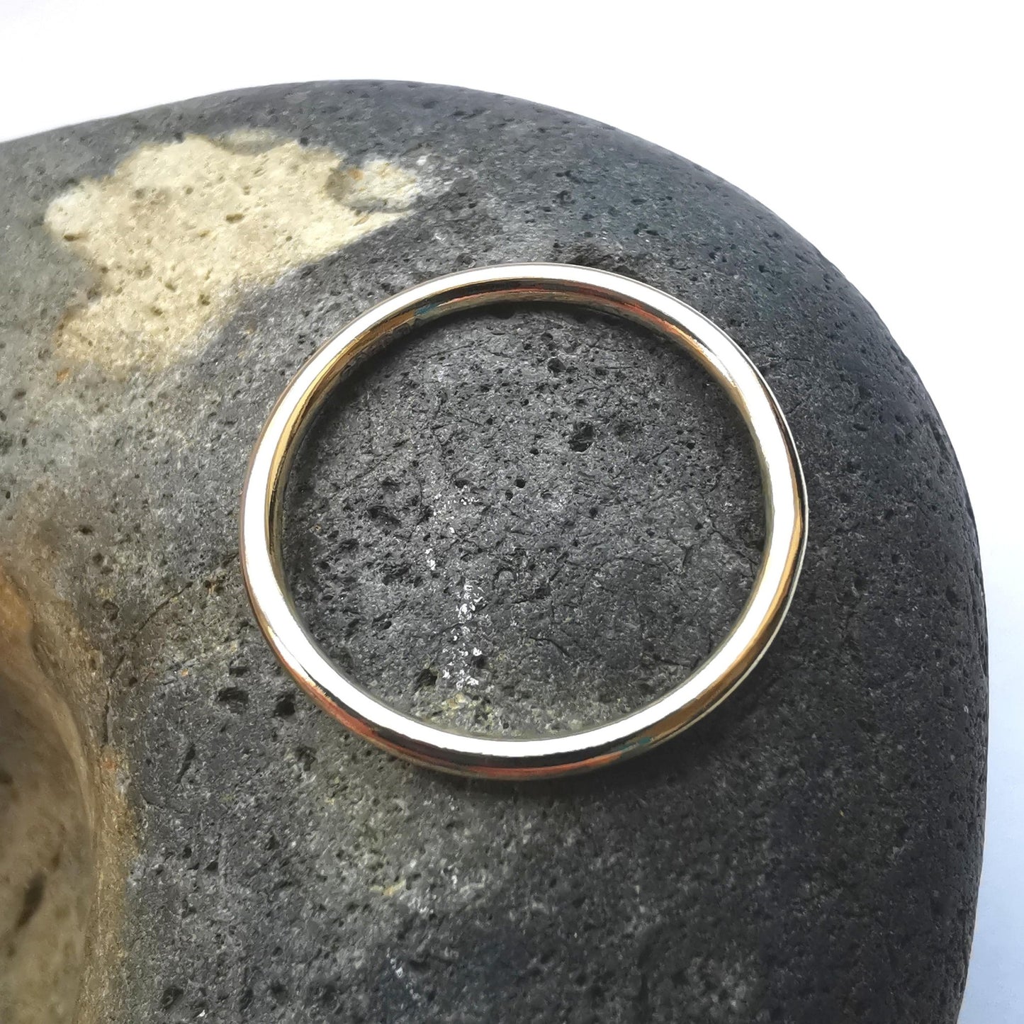 Simple 9ct Gold Stacker Ring - Size O 1/2 - Not Lost Jewellery